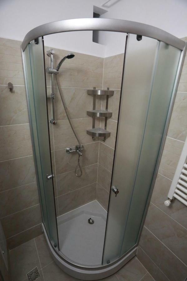 Apartament Maria Сибиу Экстерьер фото